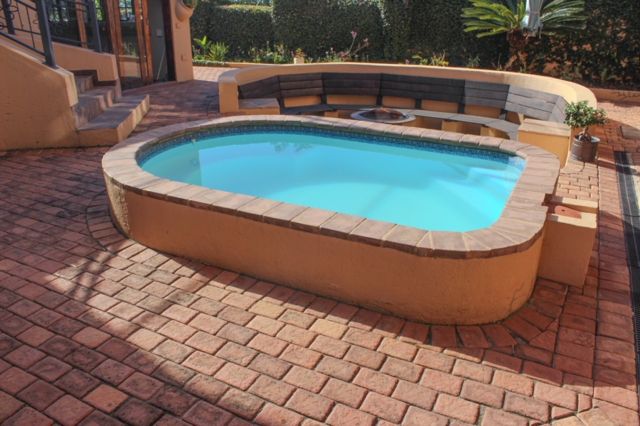 6 Bedroom Property for Sale in Irene Farm Villages Gauteng