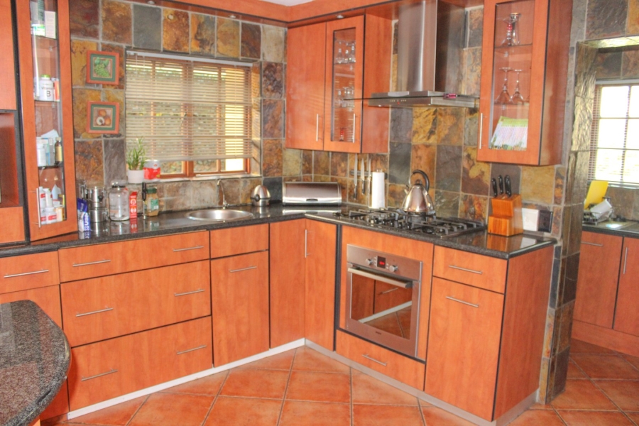 6 Bedroom Property for Sale in Irene Farm Villages Gauteng