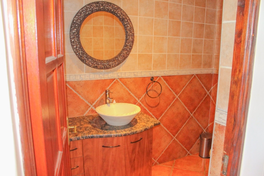 6 Bedroom Property for Sale in Irene Farm Villages Gauteng