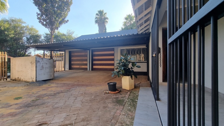 3 Bedroom Property for Sale in Sonland Park Gauteng