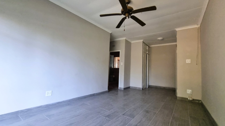 3 Bedroom Property for Sale in Sonland Park Gauteng