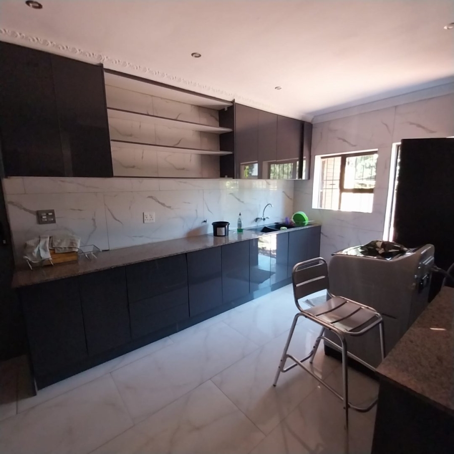 5 Bedroom Property for Sale in Sunward Park Gauteng