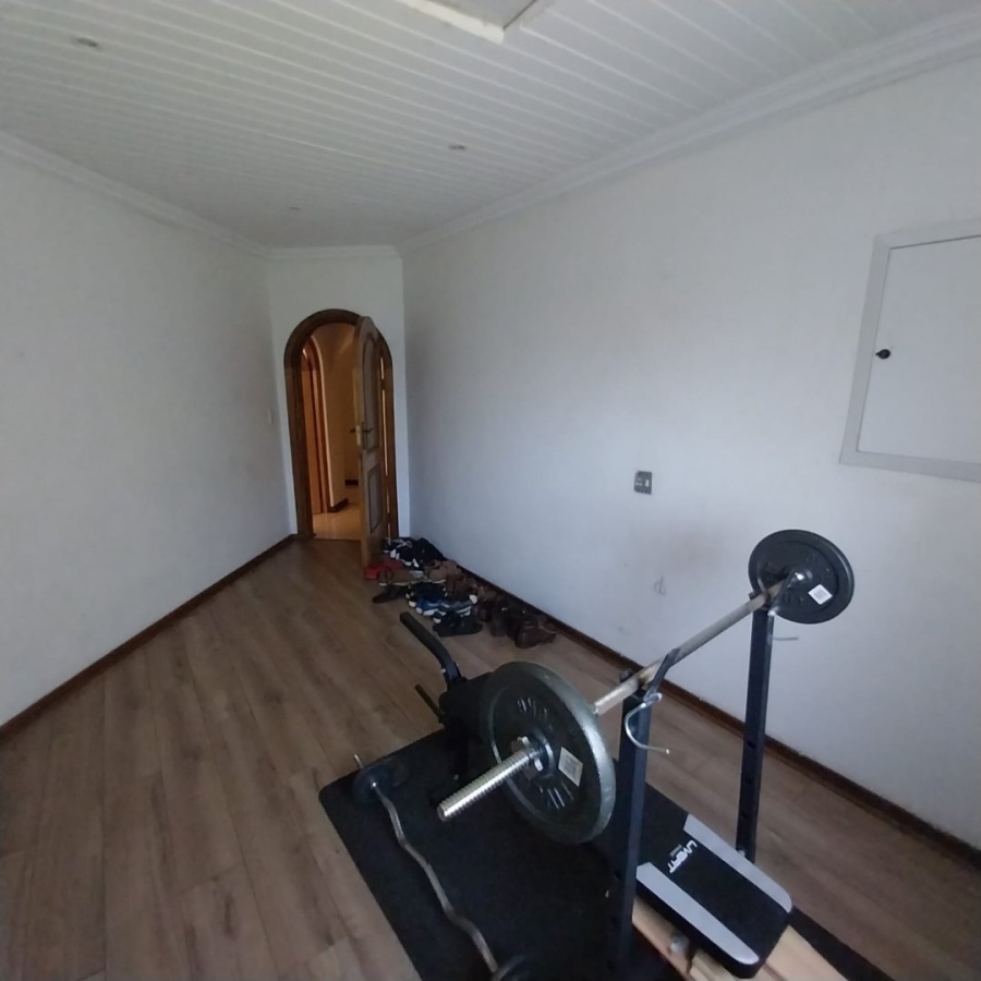 5 Bedroom Property for Sale in Sunward Park Gauteng