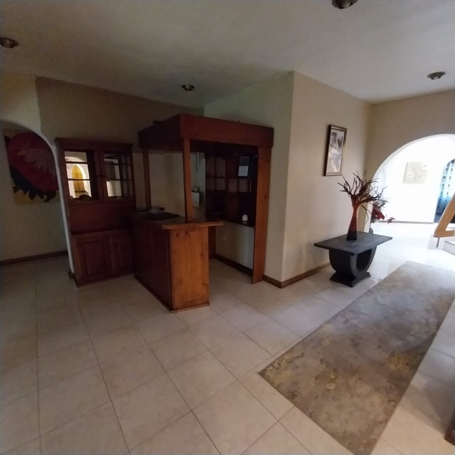 5 Bedroom Property for Sale in Sunward Park Gauteng