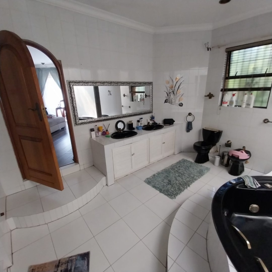 5 Bedroom Property for Sale in Sunward Park Gauteng