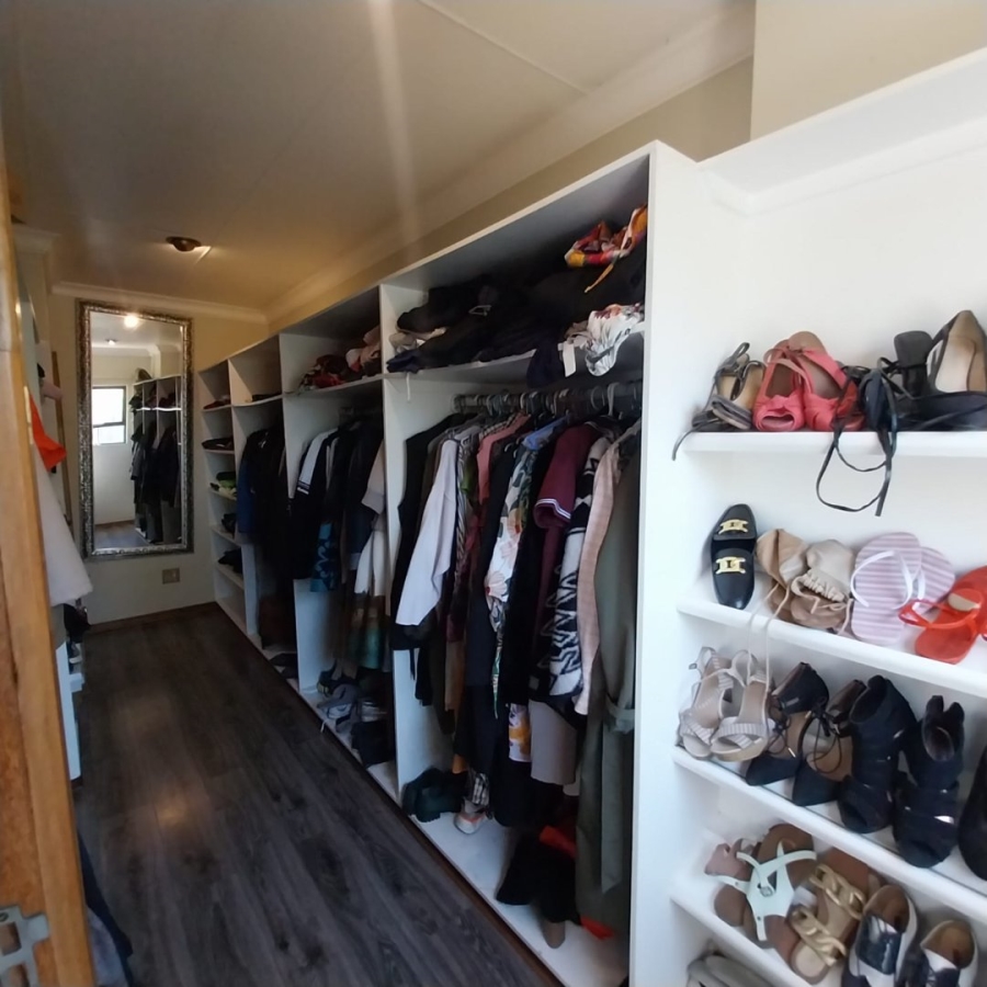 5 Bedroom Property for Sale in Sunward Park Gauteng