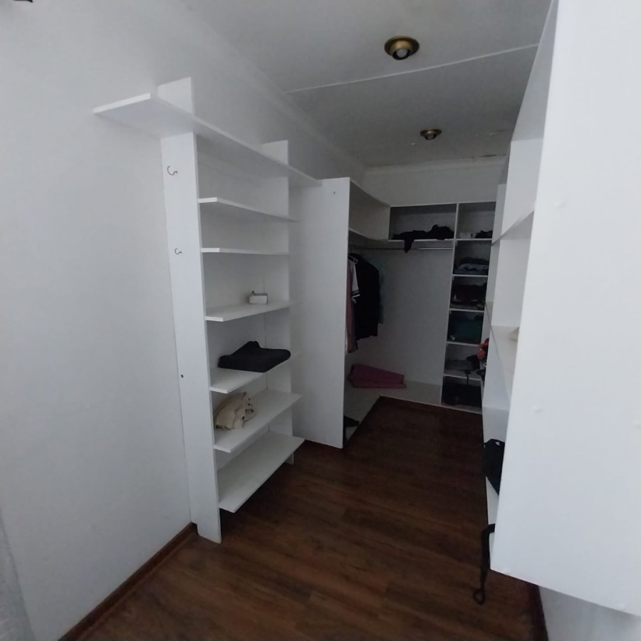 5 Bedroom Property for Sale in Sunward Park Gauteng