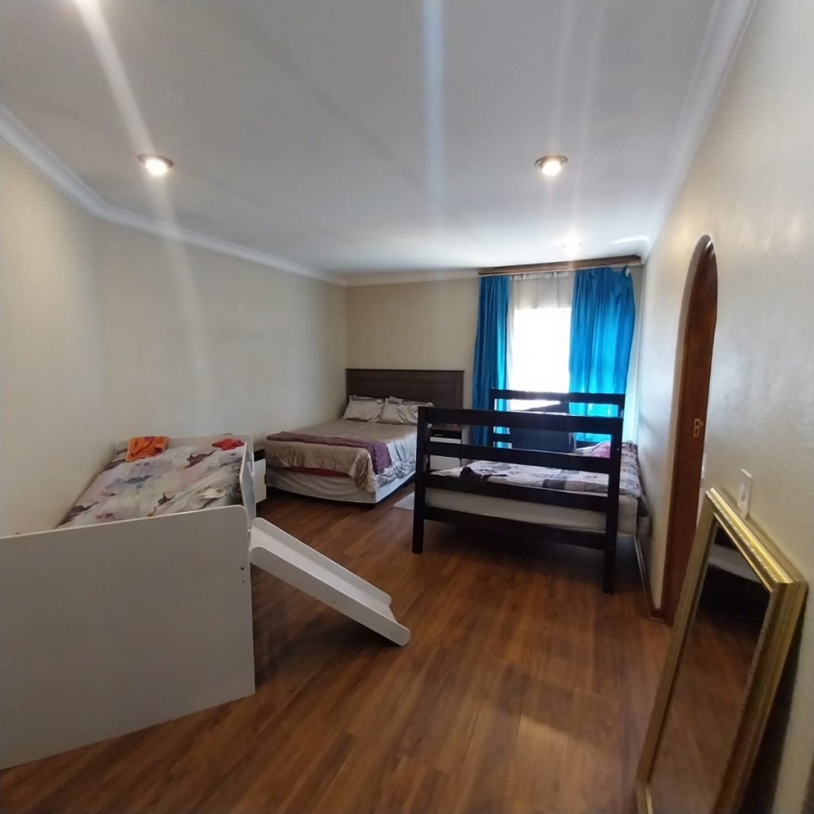 5 Bedroom Property for Sale in Sunward Park Gauteng