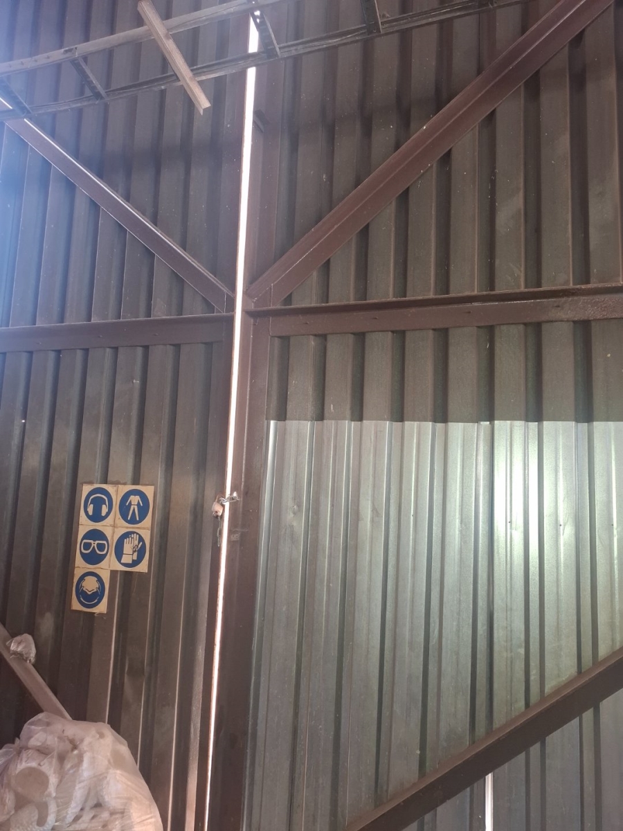 Commercial Property for Sale in Chloorkop Gauteng