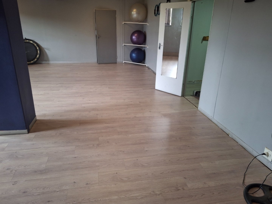 To Let commercial Property for Rent in Garsfontein Gauteng