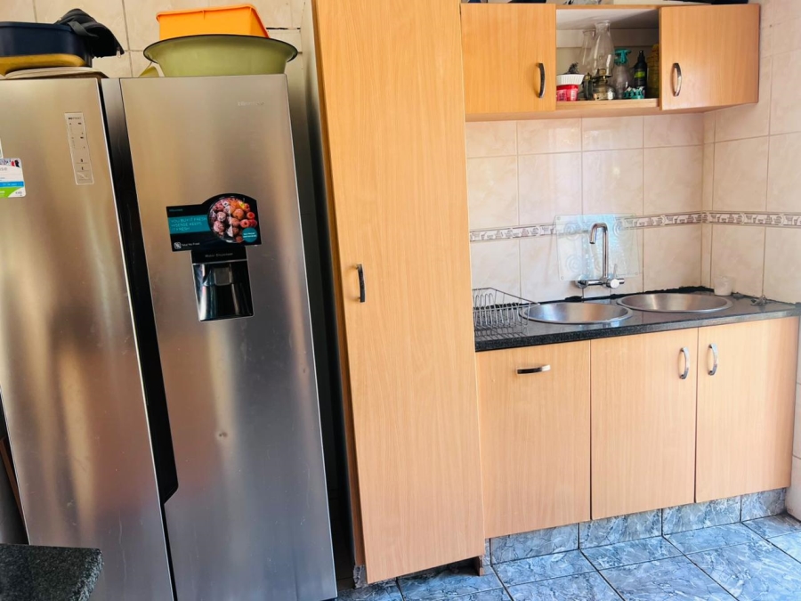 5 Bedroom Property for Sale in Naturena Gauteng