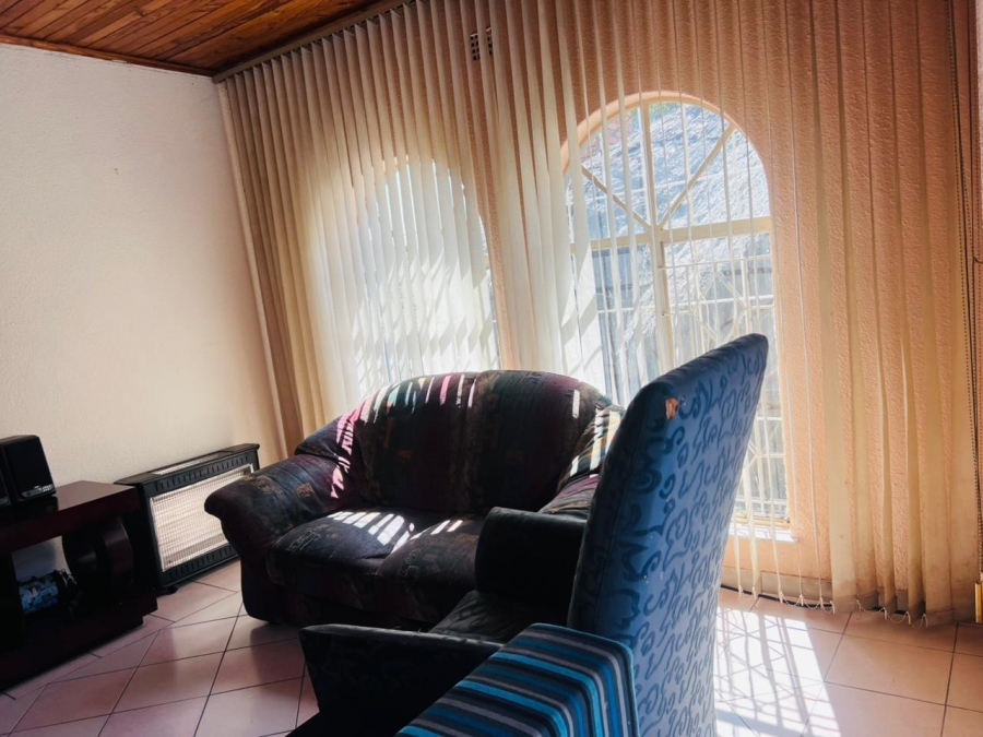 5 Bedroom Property for Sale in Naturena Gauteng