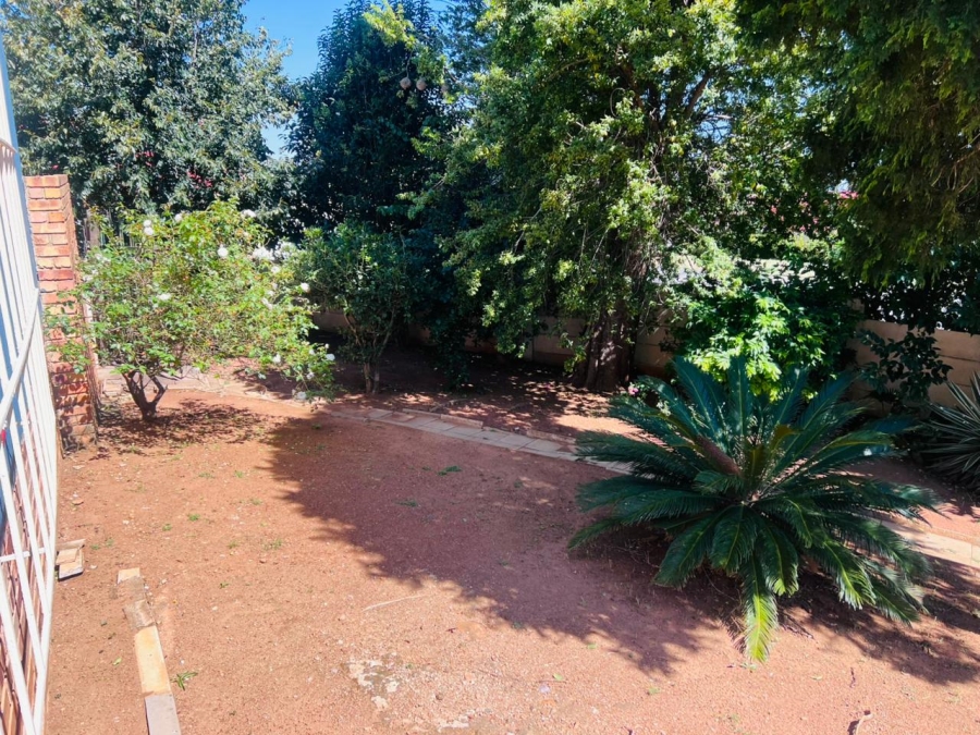 5 Bedroom Property for Sale in Naturena Gauteng