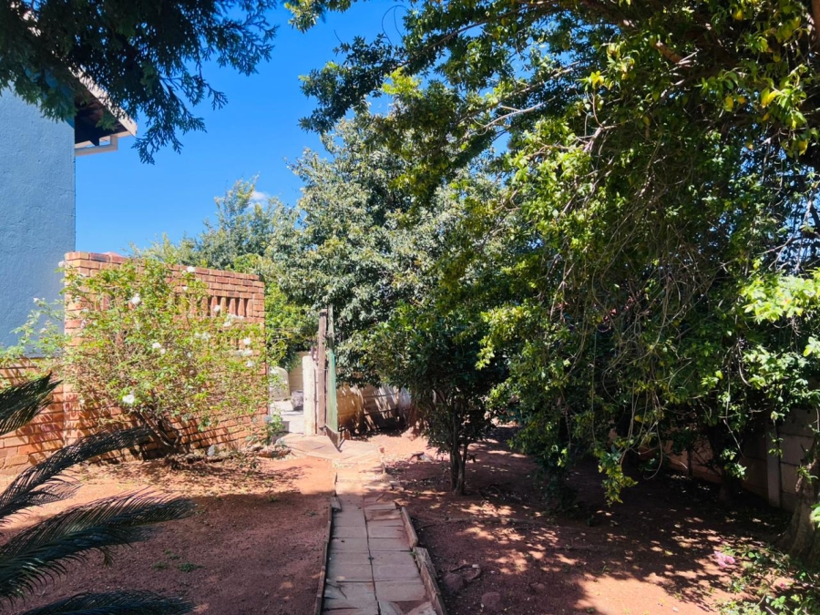 5 Bedroom Property for Sale in Naturena Gauteng