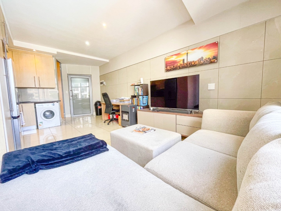 1 Bedroom Property for Sale in Sandton Central Gauteng