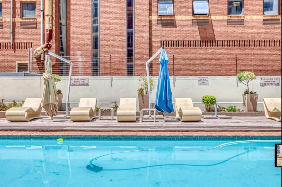 1 Bedroom Property for Sale in Sandton Central Gauteng