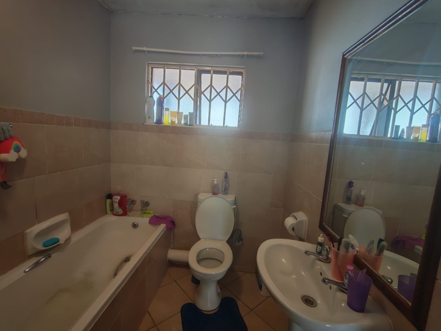 2 Bedroom Property for Sale in The Orchards Gauteng