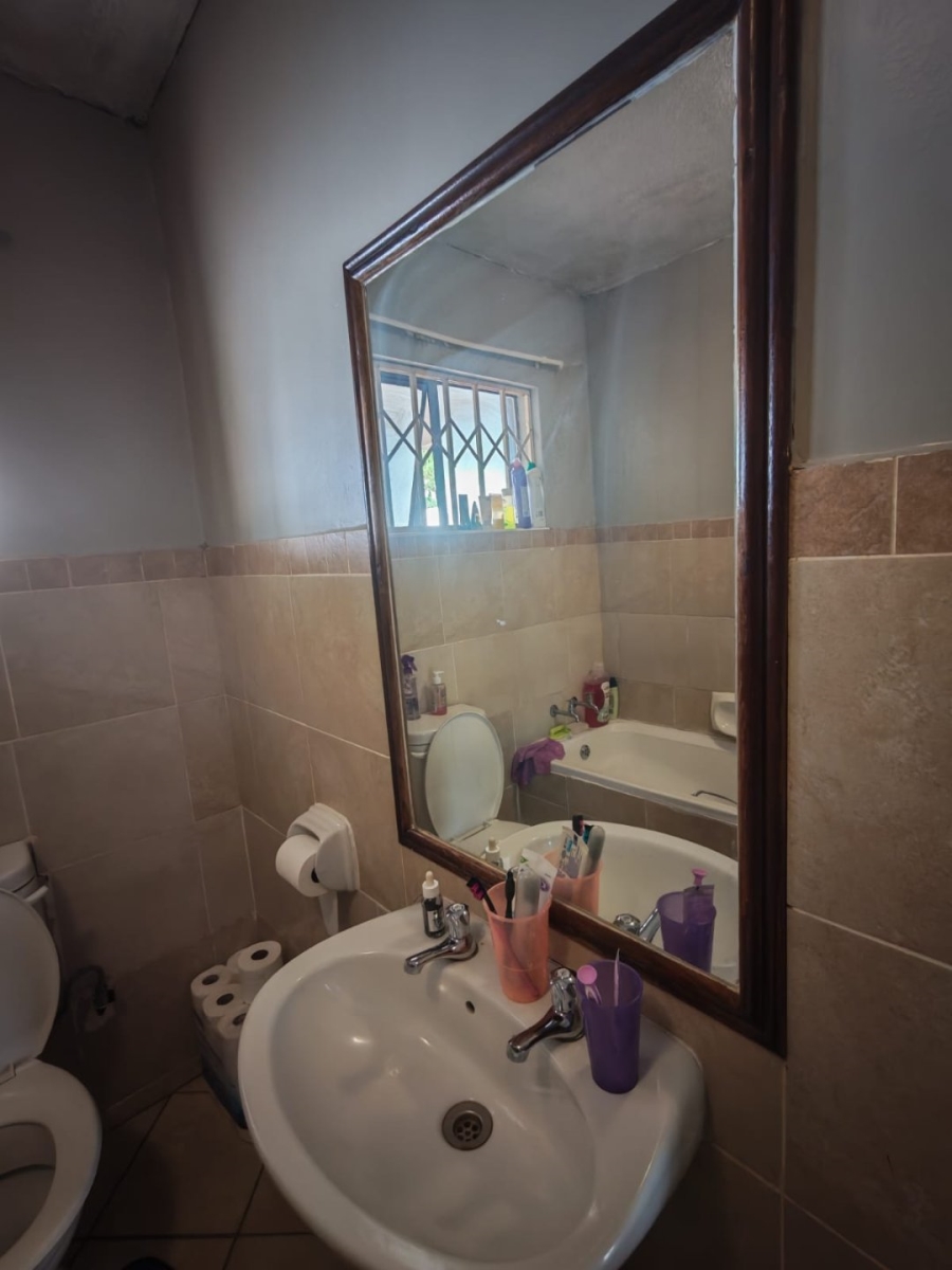 2 Bedroom Property for Sale in The Orchards Gauteng