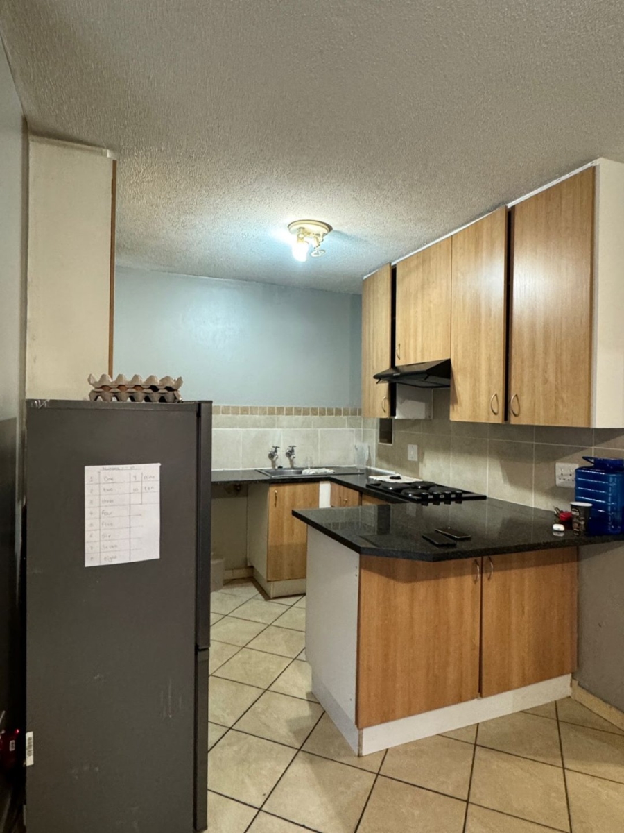 2 Bedroom Property for Sale in The Orchards Gauteng