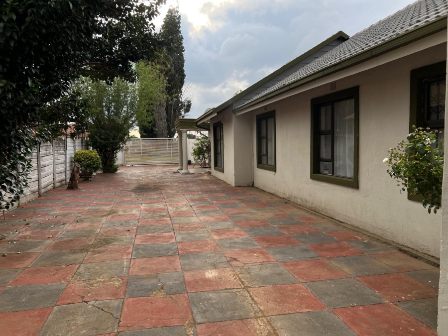 3 Bedroom Property for Sale in Mayberry Park Gauteng