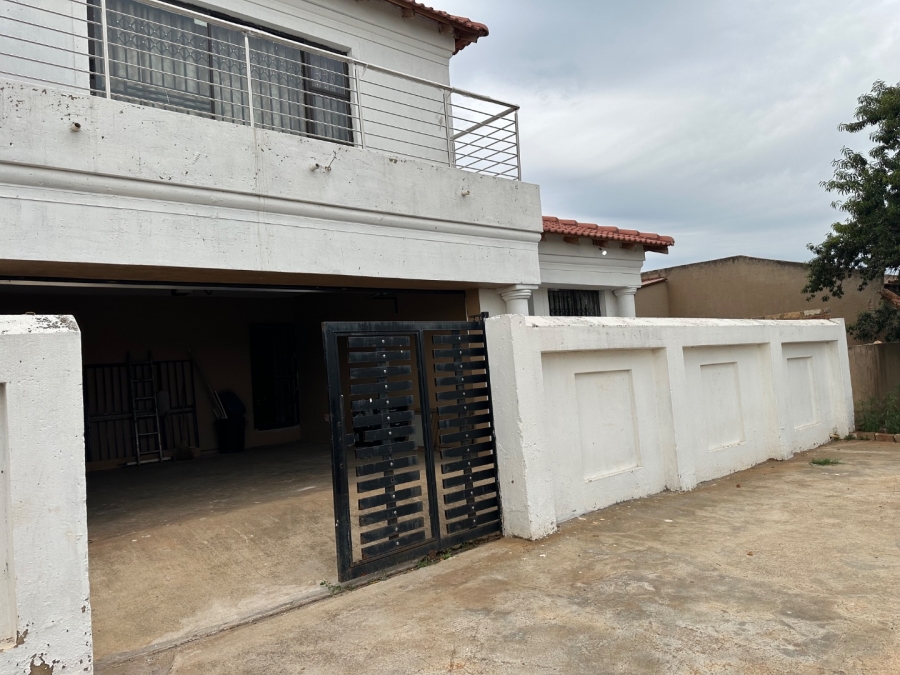 3 Bedroom Property for Sale in Vosloorus Ext 8 Gauteng