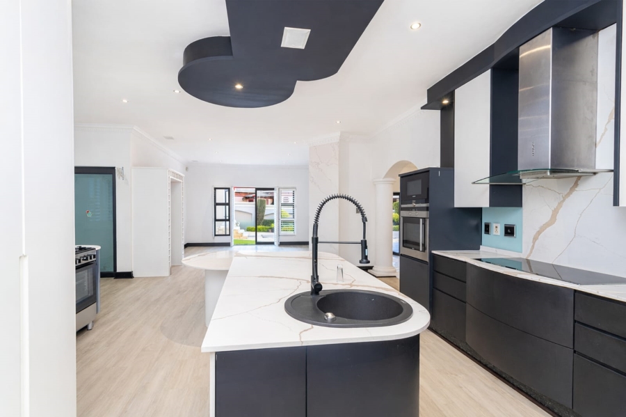 4 Bedroom Property for Sale in Blue Valley Golf Estate Gauteng