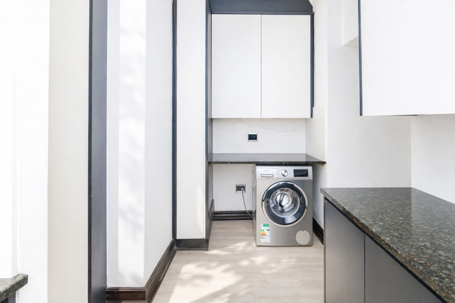 4 Bedroom Property for Sale in Blue Valley Golf Estate Gauteng