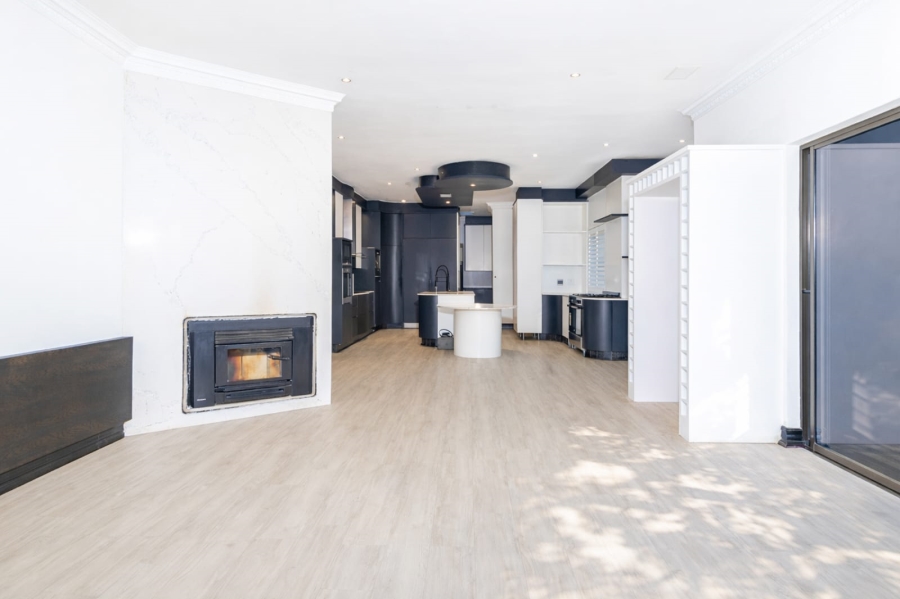 4 Bedroom Property for Sale in Blue Valley Golf Estate Gauteng