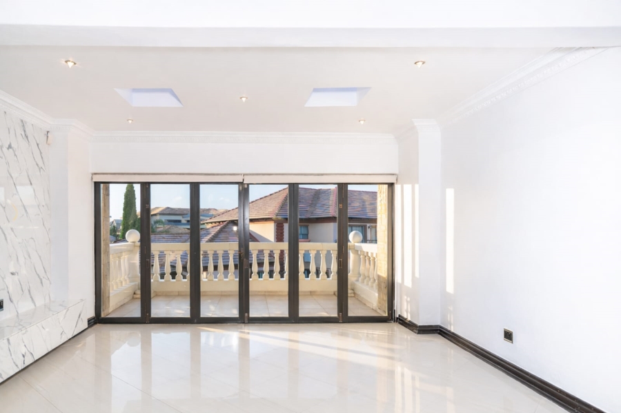 4 Bedroom Property for Sale in Blue Valley Golf Estate Gauteng