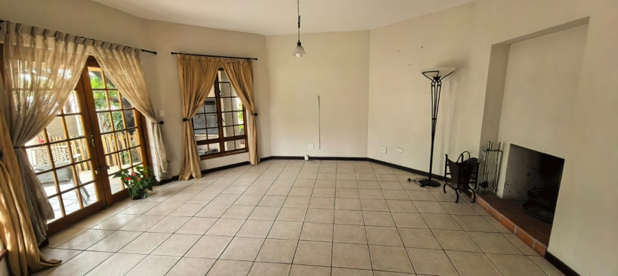 5 Bedroom Property for Sale in Kyalami Hills Gauteng