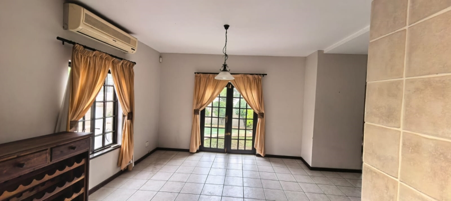 5 Bedroom Property for Sale in Kyalami Hills Gauteng