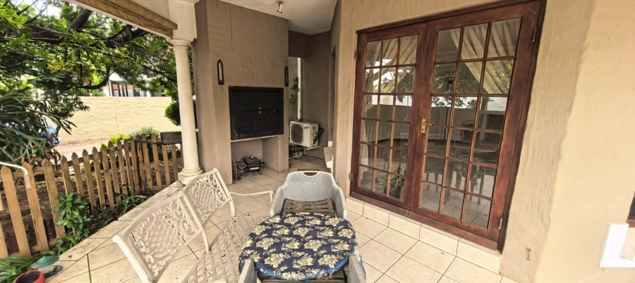 5 Bedroom Property for Sale in Kyalami Hills Gauteng