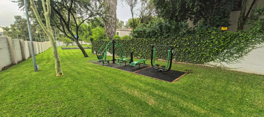 5 Bedroom Property for Sale in Kyalami Hills Gauteng