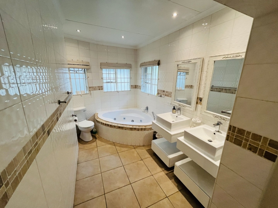 To Let 3 Bedroom Property for Rent in Bedfordview Gauteng