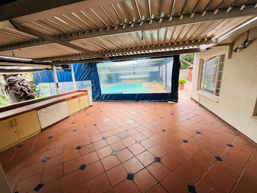 To Let 3 Bedroom Property for Rent in Bedfordview Gauteng