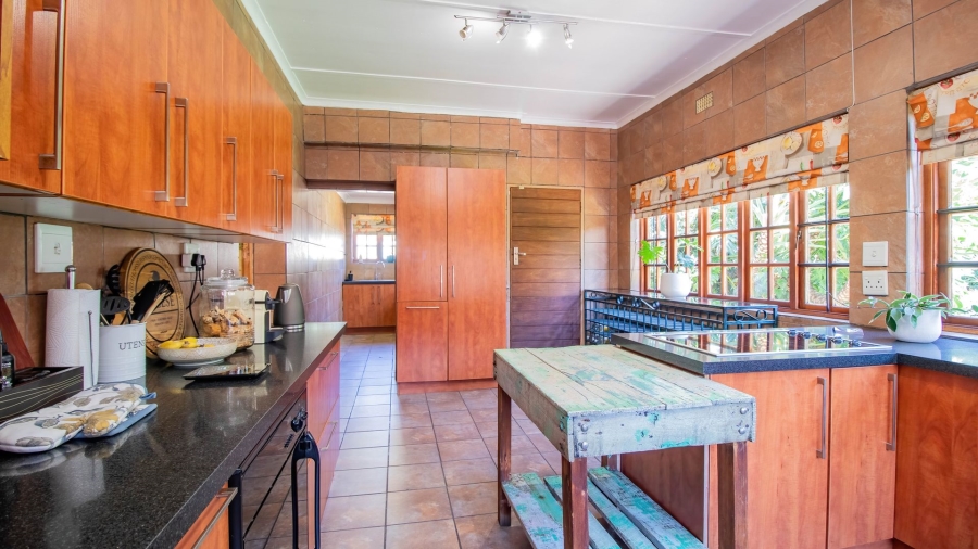  Bedroom Property for Sale in Hurlyvale Gauteng