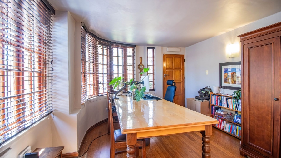  Bedroom Property for Sale in Hurlyvale Gauteng