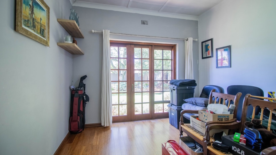  Bedroom Property for Sale in Hurlyvale Gauteng