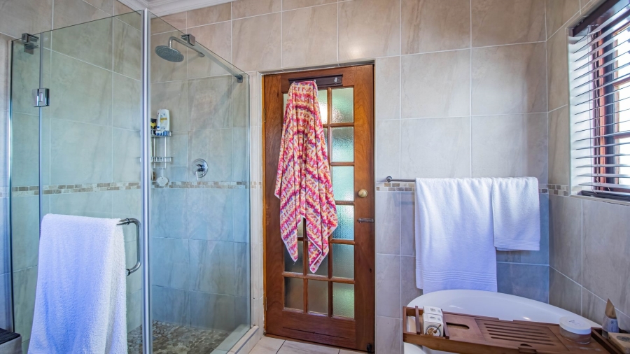  Bedroom Property for Sale in Hurlyvale Gauteng