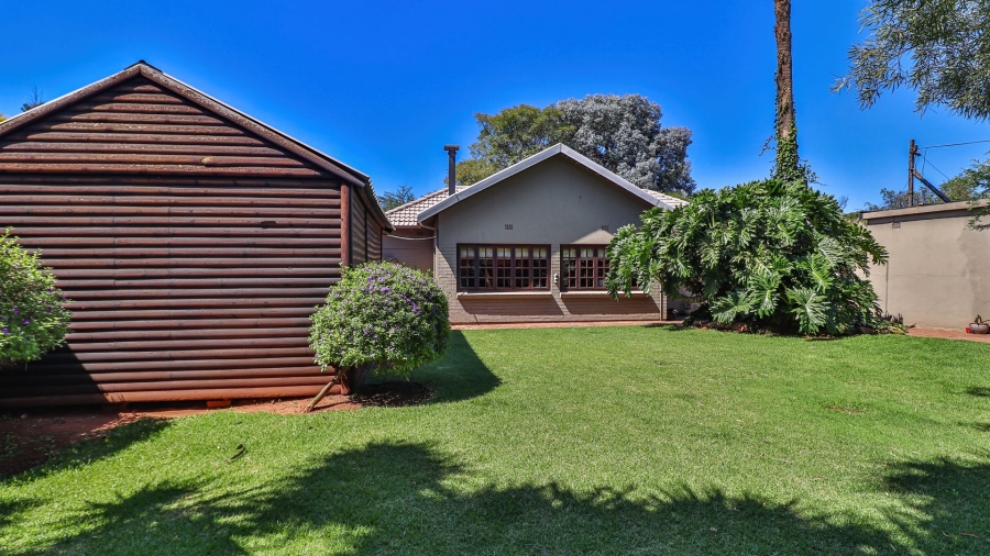  Bedroom Property for Sale in Hurlyvale Gauteng