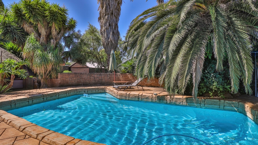  Bedroom Property for Sale in Hurlyvale Gauteng