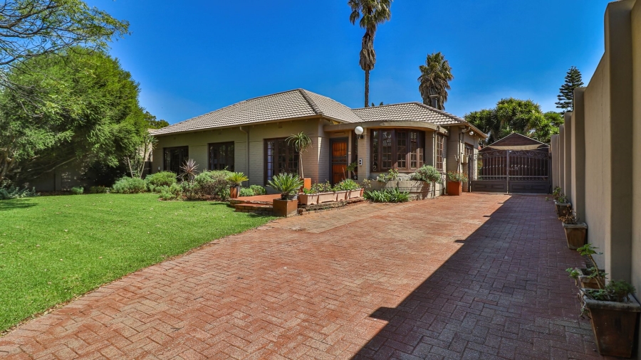  Bedroom Property for Sale in Hurlyvale Gauteng