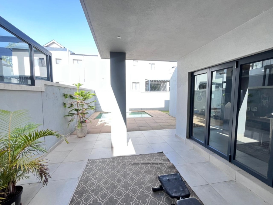 3 Bedroom Property for Sale in Broadacres Gauteng