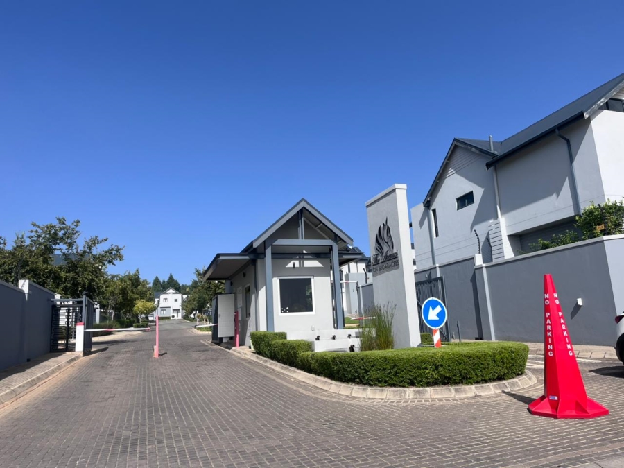 3 Bedroom Property for Sale in Broadacres Gauteng