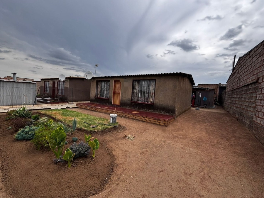 2 Bedroom Property for Sale in Tsakane Gauteng