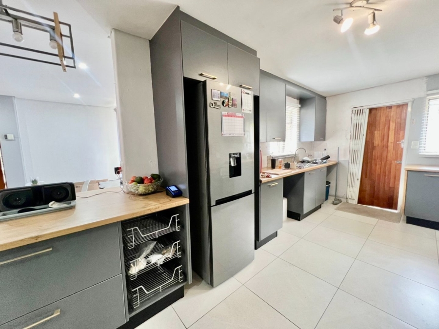 3 Bedroom Property for Sale in Bloubosrand Gauteng