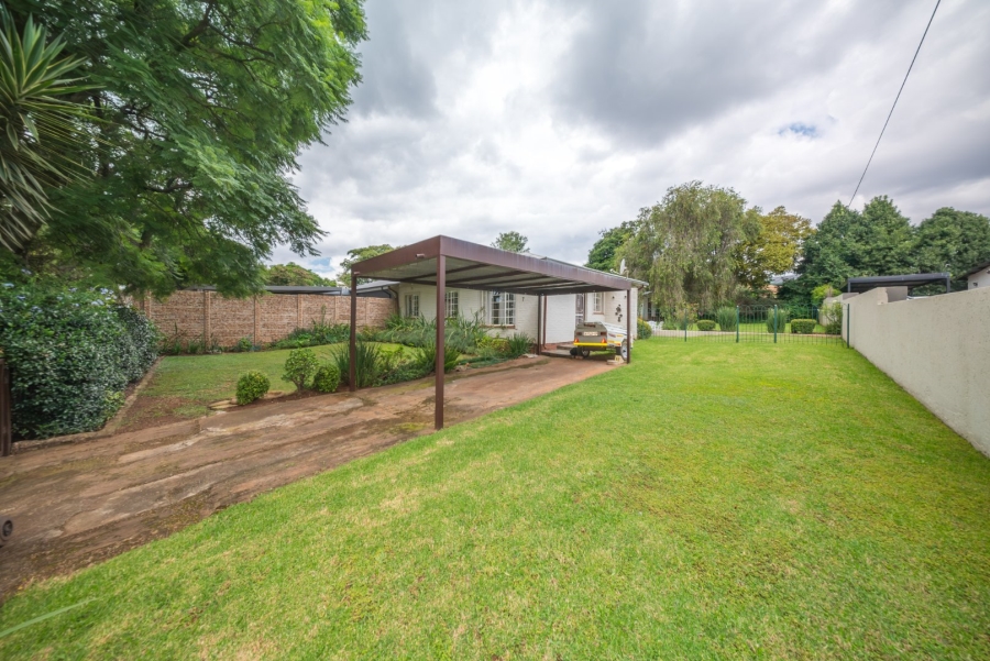 3 Bedroom Property for Sale in Lakeside Village Gauteng