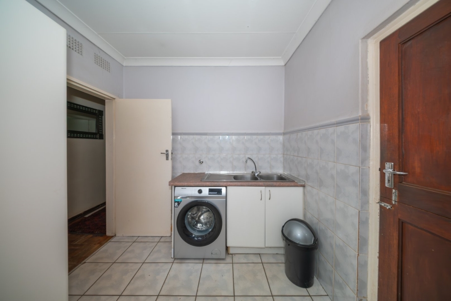 3 Bedroom Property for Sale in Lakeside Village Gauteng