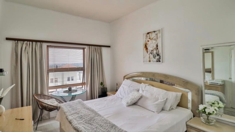  Bedroom Property for Sale in Bryanston Gauteng