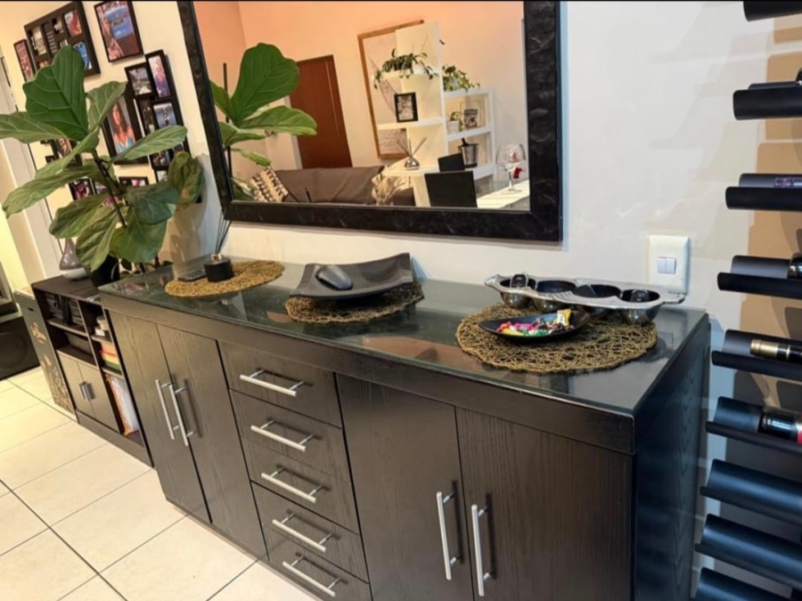  Bedroom Property for Sale in Bryanston Gauteng